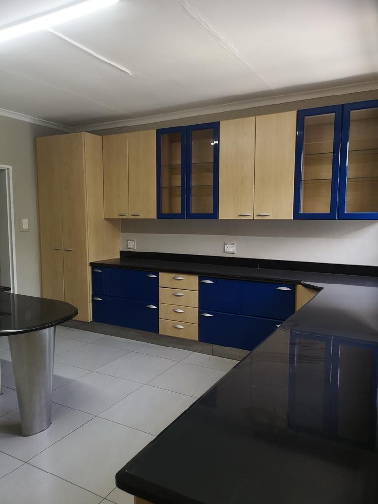 To Let 4 Bedroom Property for Rent in Goedehoop Western Cape